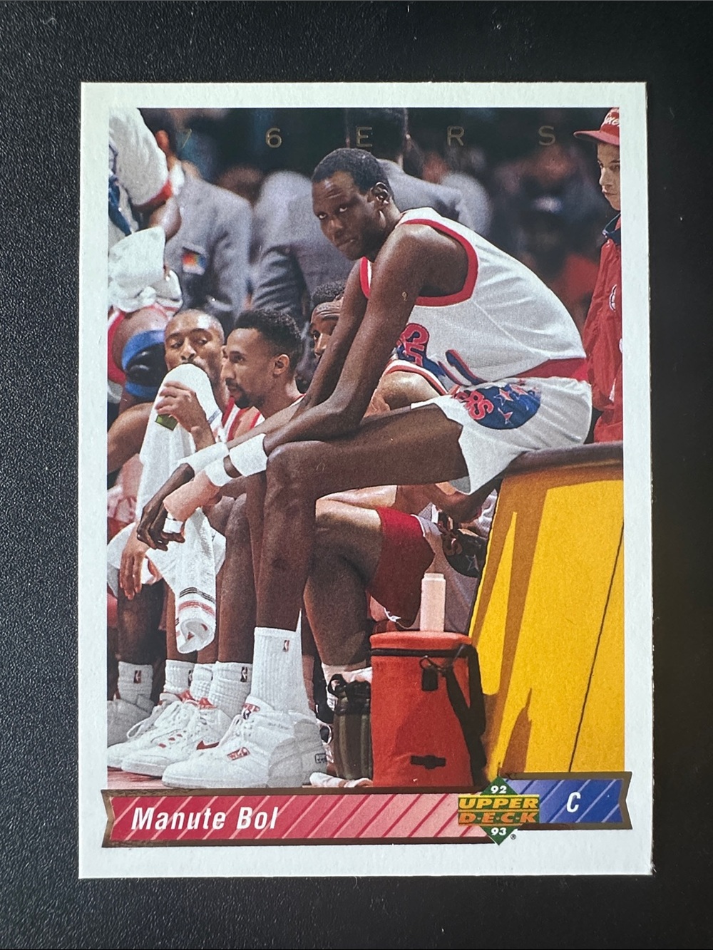 1992-93 Upper Deck - Manute Bol Basketball card #277 Philadelphia 76ers NBA - NM